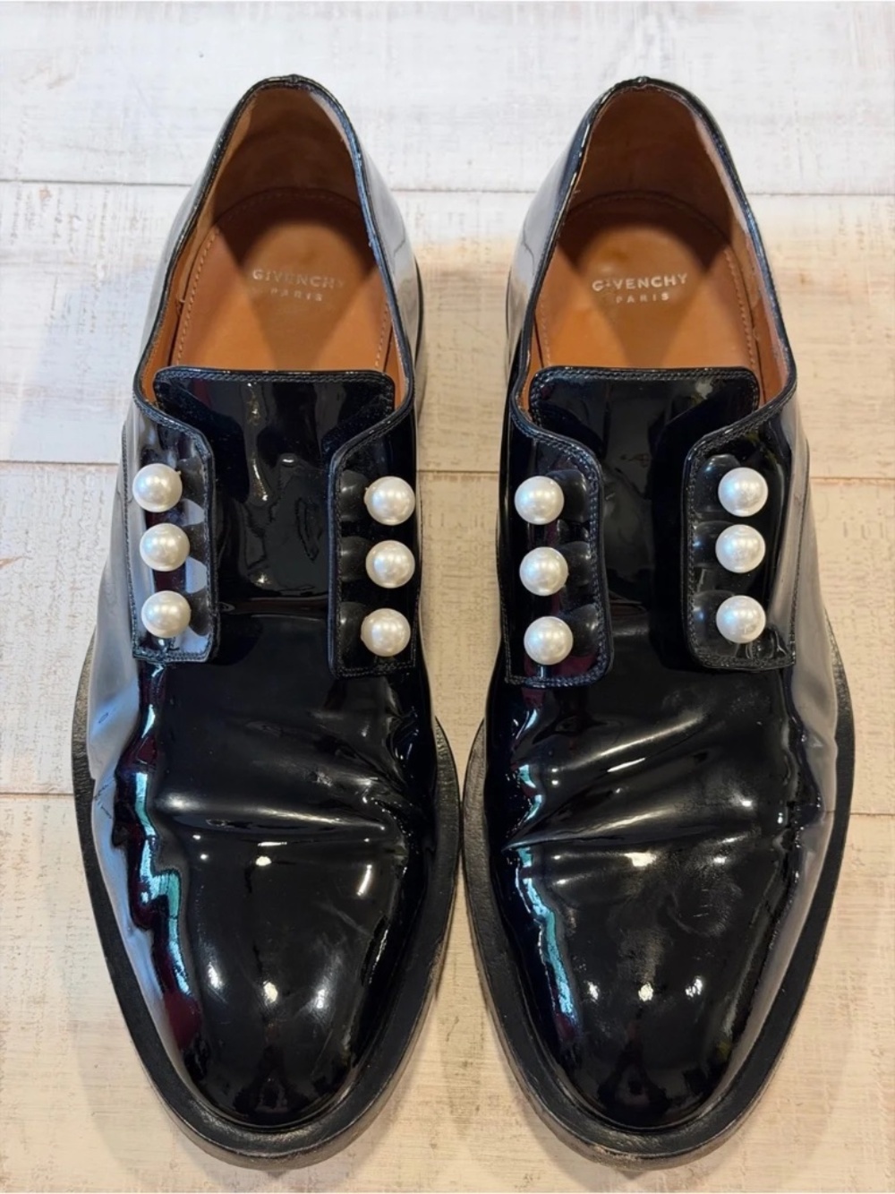 Givenchy Pearl Patent Leather Derby Oxford Shoes Black EU 38
